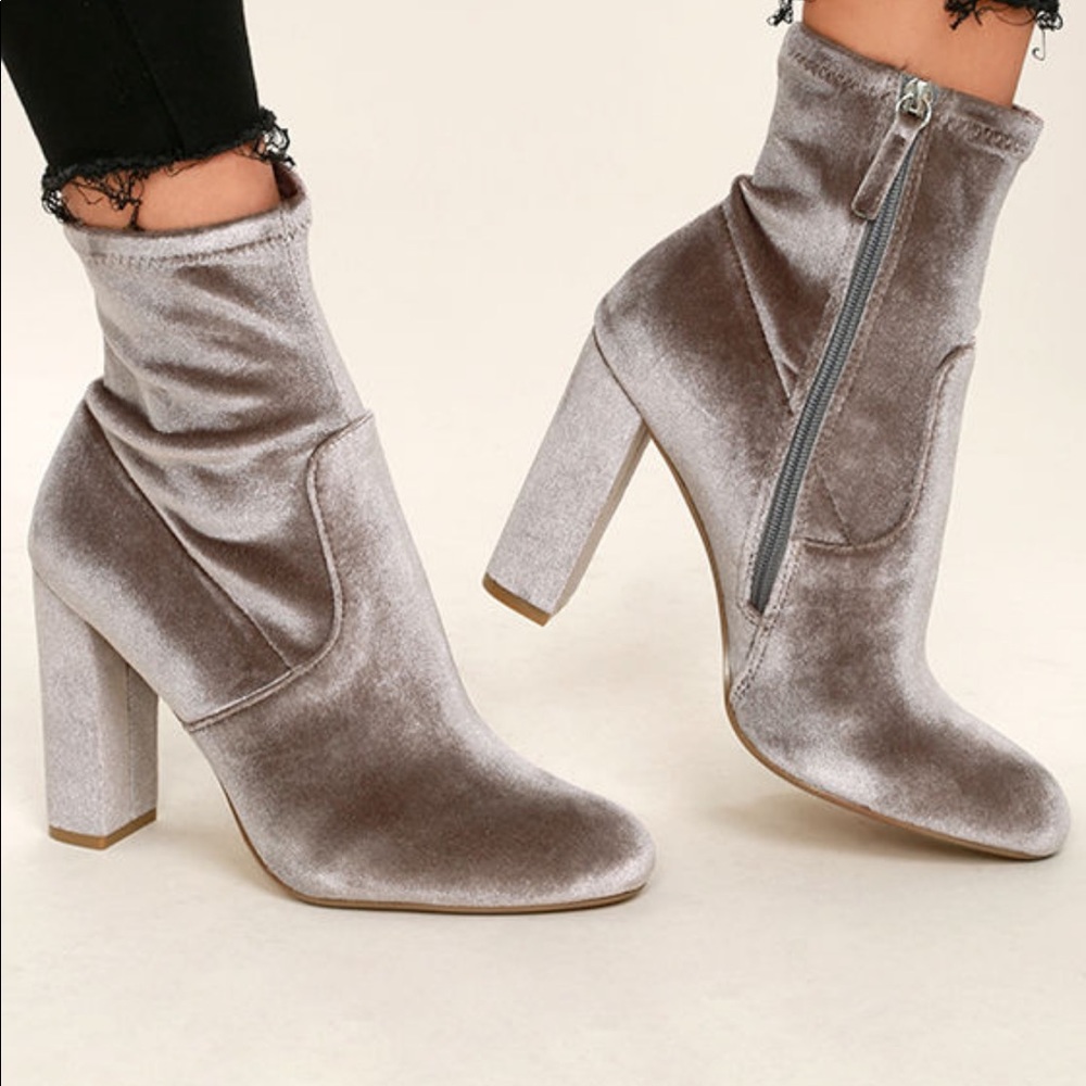 Steve Madden bootie